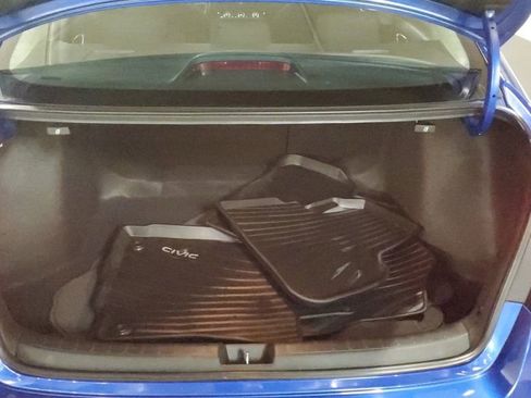 Used 2022 Honda Civic EX image 9