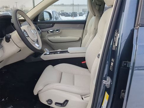 New 2026 Volvo XC90 B6 Ultra w/ Protection Package Premier image 8