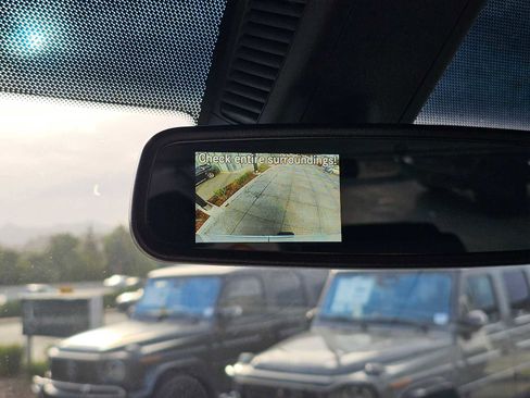 Used 2025 Mercedes-Benz Sprinter 2500 image 31