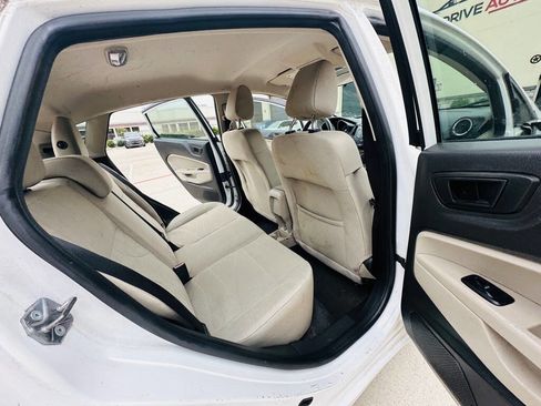 Used 2019 Ford Fiesta SE FWD image 21