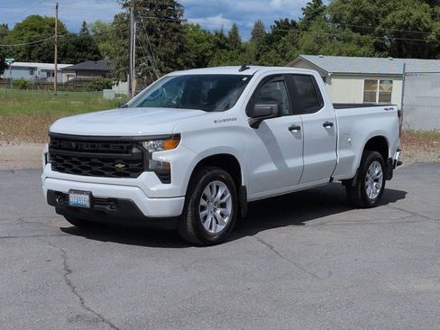 Used 2024 Chevrolet Silverado 1500 Custom AWD/4WD image 4
