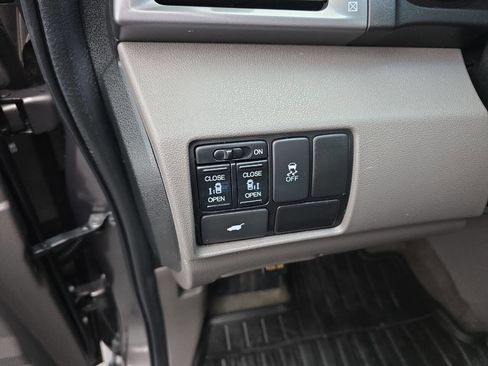 Used 2011 Honda Odyssey EX-L image 14