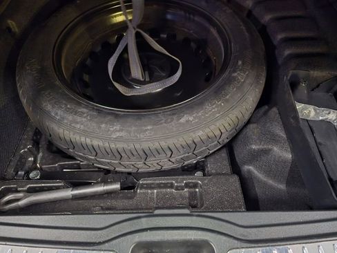 Used 2022 Mercedes-Benz GLE 450 4MATIC image 42