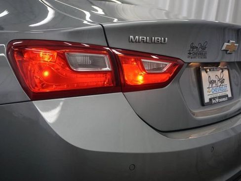 Used 2024 Chevrolet Malibu LT FWD image 11