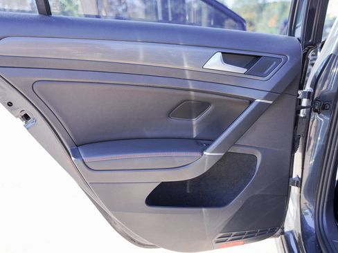 Used 2020 Volkswagen GTI SE image 26