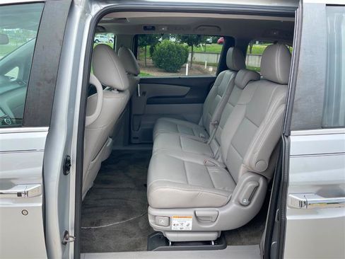 Used 2015 Honda Odyssey EX-L image 45