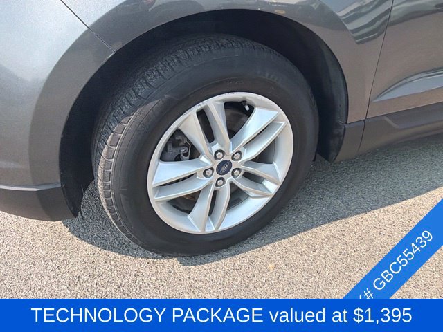 Used 2016 Ford Edge SEL w/ Equipment Group 201A AWD/4WD image 3