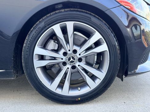 Used 2019 Mercedes-Benz C 300 Sedan image 15