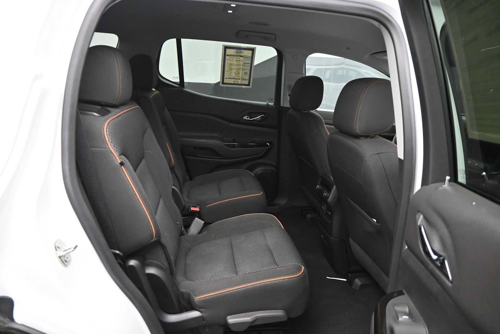 Used 2023 GMC Acadia AT4 AWD/4WD image 12