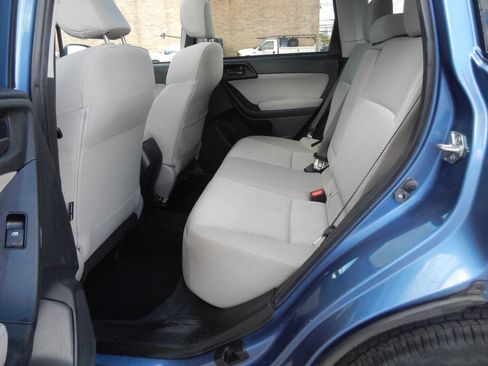 Used 2015 Subaru Forester 2.5i Premium AWD/4WD image 29