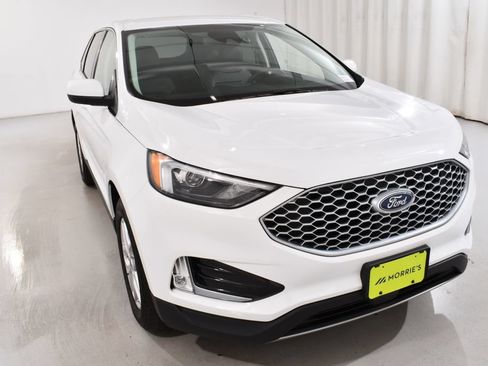 Used 2023 Ford Edge SEL w/ Convenience Package AWD/4WD image 4