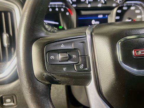 Used 2021 GMC Sierra 1500 SLT w/ SLT Premium Package RWD image 17