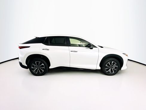 Used 2024 Lexus RZ 300e Premium w/ Technology Package FWD image 10