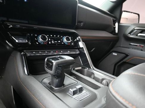 Used 2023 GMC Sierra 1500 AT4 w/ AT4 Premium Package image 21