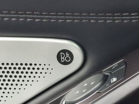 Certified 2020 Ford Explorer Platinum w/ Premium Technology Package image 30