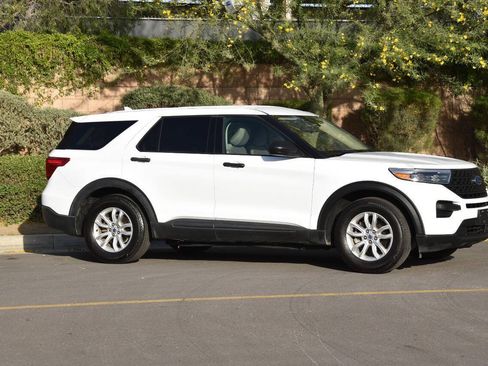 Used 2020 Ford Explorer 2WD image 15