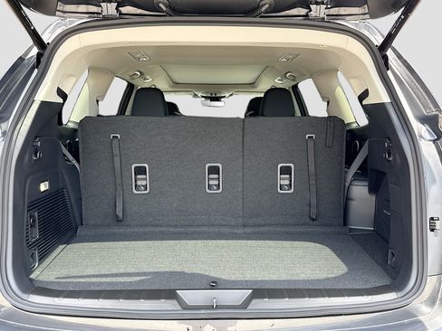New 2026 Subaru Ascent Limited AWD/4WD image 12