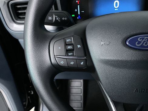 New 2025 Ford Maverick XL image 22