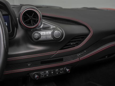 Used 2022 Ferrari F8 Tributo RWD image 47