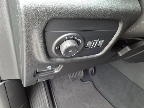 New 2026 Jeep Grand Cherokee Limited image 10