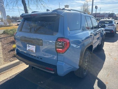 New 2025 Toyota 4Runner SR5 image 5