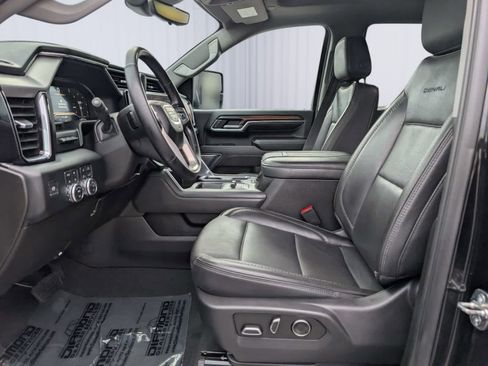Used 2024 GMC Sierra 2500 Denali w/ Denali Reserve Package image 16