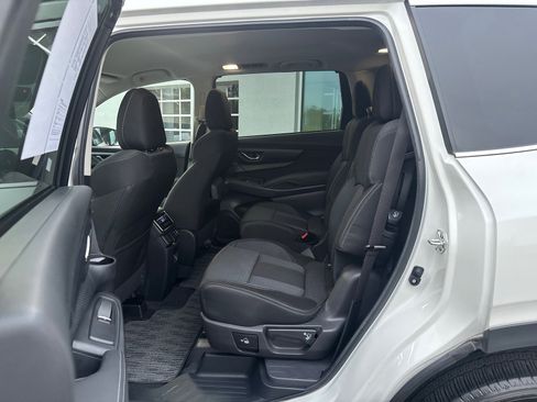 Certified 2025 Subaru Ascent Premium image 31