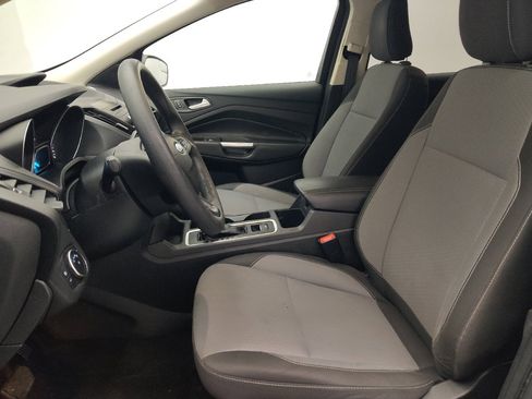 Used 2018 Ford Escape SE FWD image 17