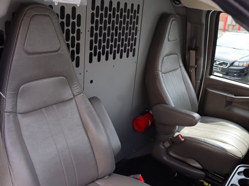 Used 2024 Chevrolet Express 2500 Extended w/ Driver Convenience Package RWD image 19