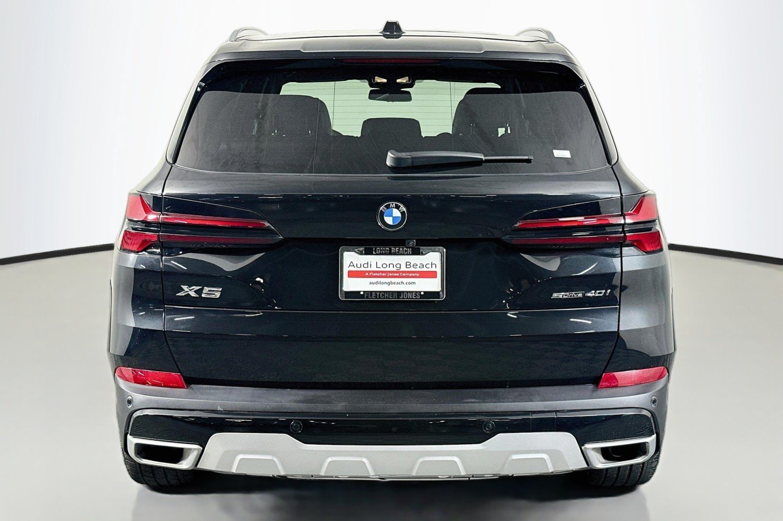 Used 2024 BMW X5 sDrive40i w/ Premium Package RWD image 3