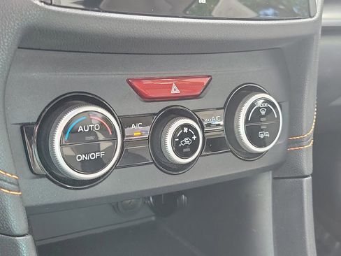 Used 2019 Subaru Crosstrek 2.0i Limited w/ Popular Package #4 image 32