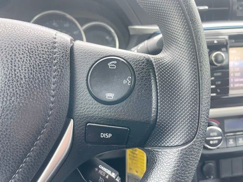 Used 2015 Toyota Corolla LE FWD image 23
