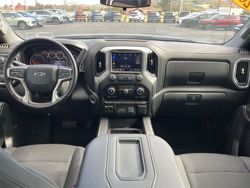 Used 2019 Chevrolet Silverado 1500 RST image 19