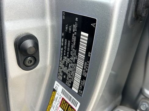 Used 2022 Toyota Highlander Limited image 10