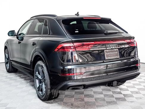 New 2026 Audi Q8 Premium image 2