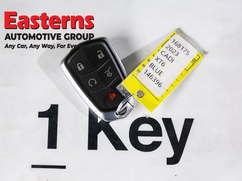 Used 2023 Cadillac XT6 Premium Luxury image 28