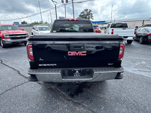 Used 2017 GMC Sierra 1500 SLT w/ SLT Premium Package AWD/4WD image 4