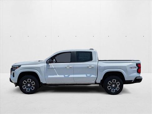 New 2024 Chevrolet Colorado LT w/ LT Convenience Package III image 8