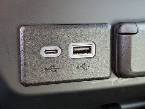 Used 2020 GMC Sierra 2500 Denali w/ Denali Ultimate Package image 23