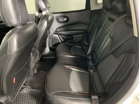 Used 2020 Jeep Compass Trailhawk image 16