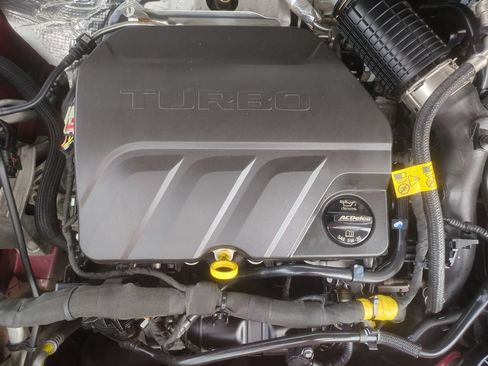 Used 2024 Chevrolet Trax LT FWD image 21