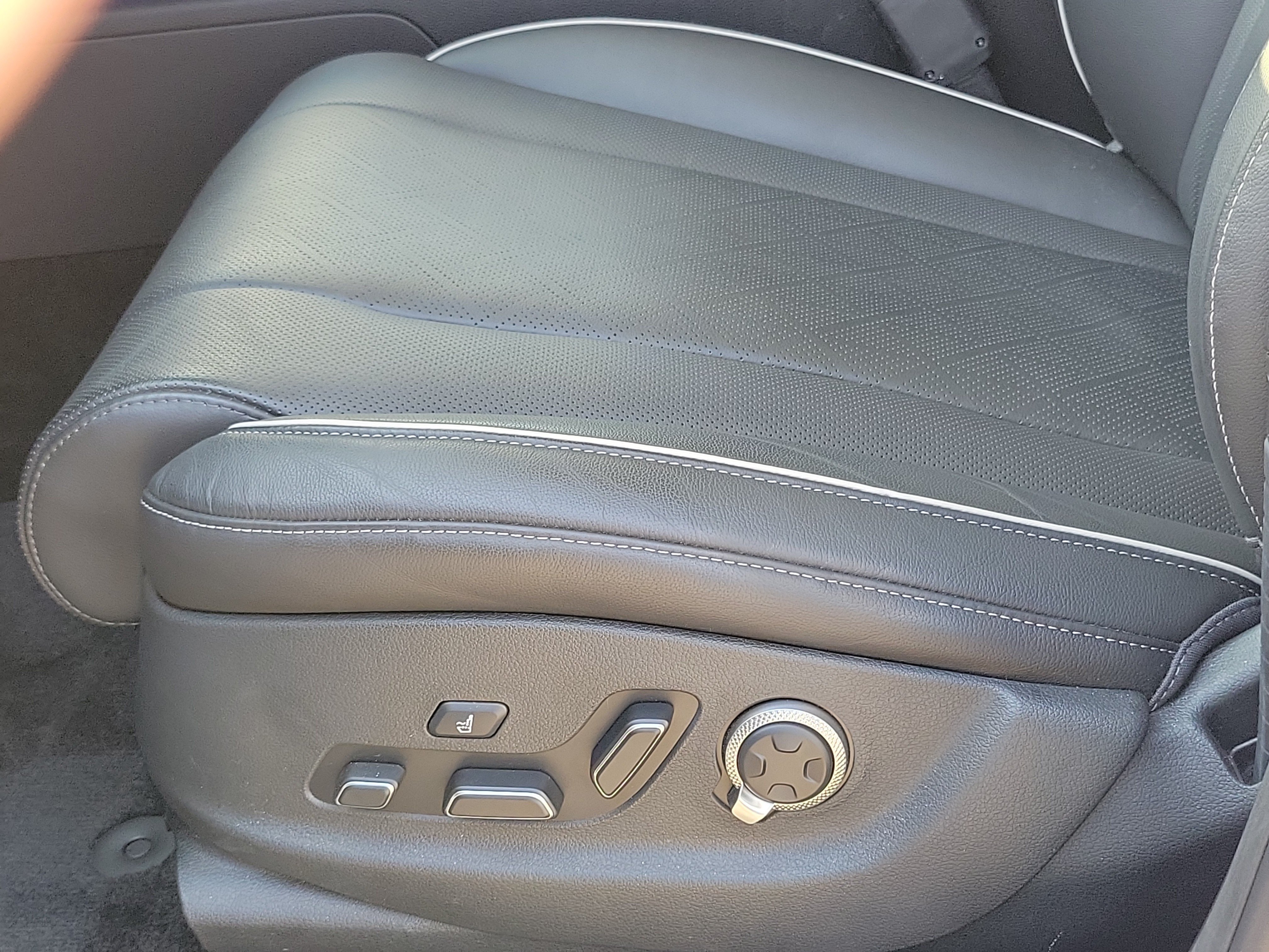Certified 2026 Genesis GV80 2.5T Prestige AWD/4WD image 18
