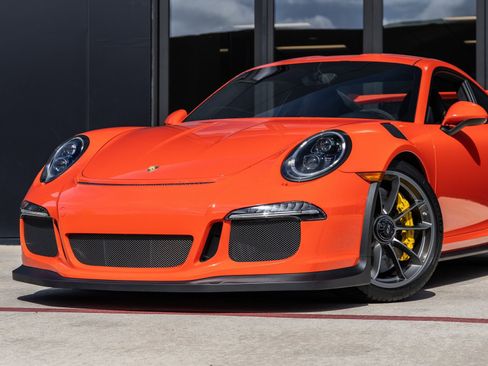 Certified 2016 Porsche 911 GT3 RS image 7