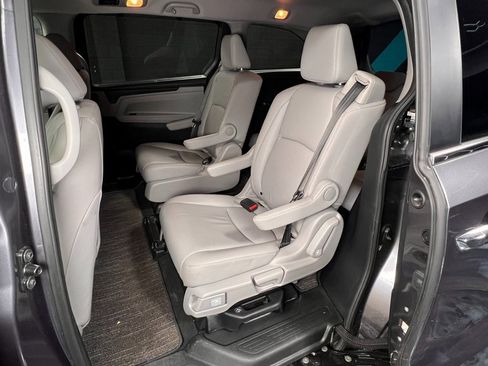 Used 2024 Honda Odyssey EX-L image 13