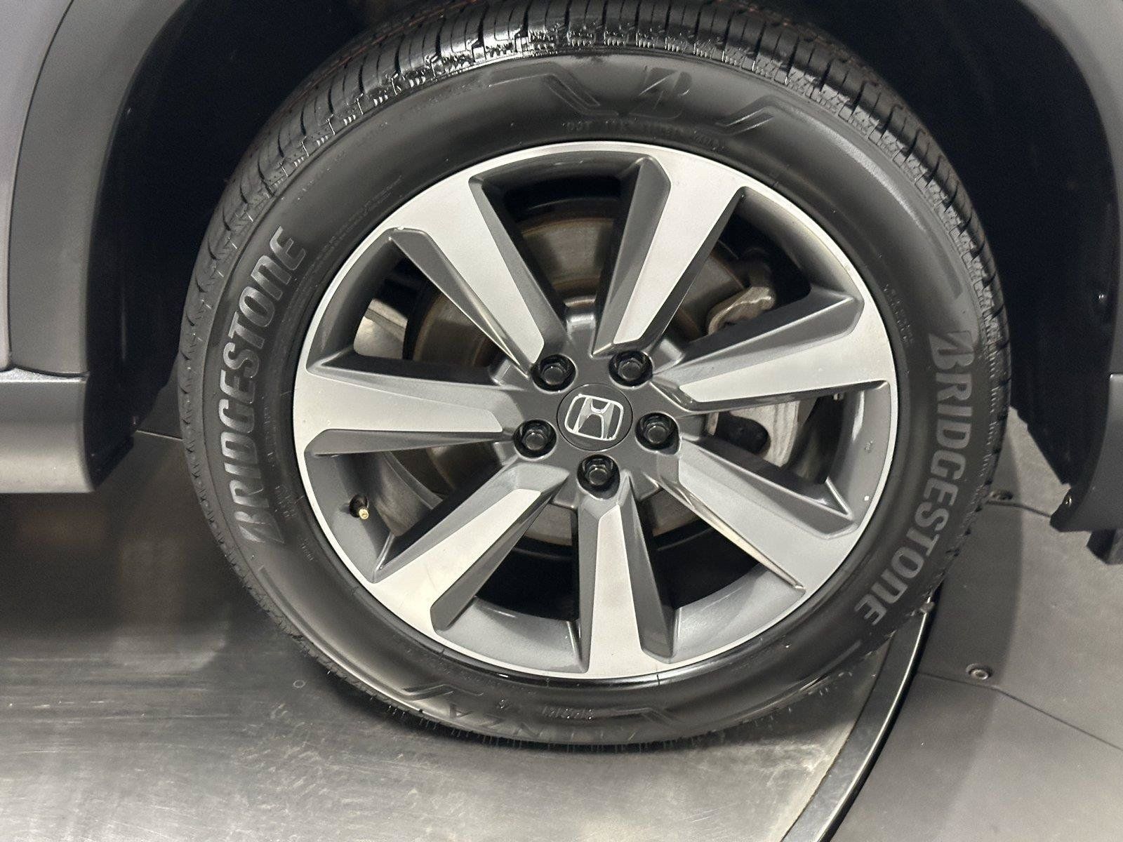 Certified 2024 Honda Pilot Elite image 17
