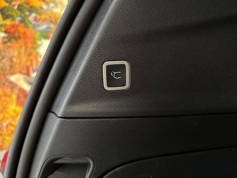 New 2026 Chrysler Pacifica Select w/ S Appearance Package image 43