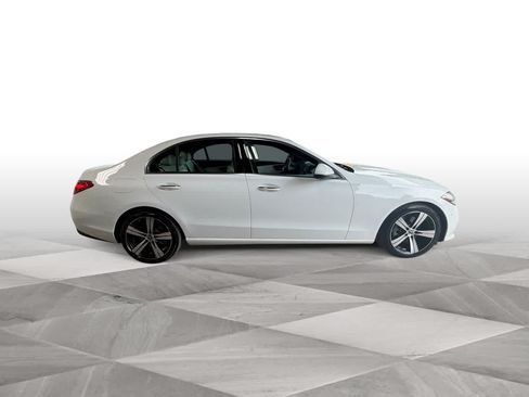 Used 2025 Mercedes-Benz C 300 Sedan image 9