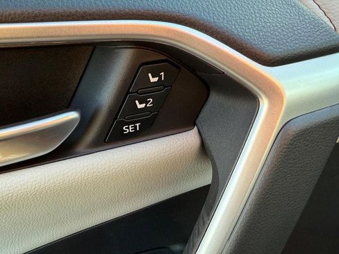 New 2025 Toyota RAV4 Limited image 11