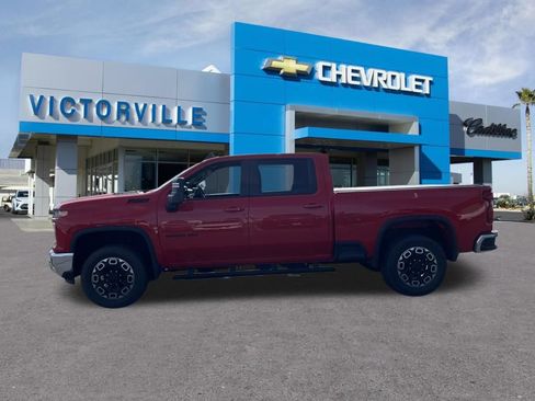Used 2024 Chevrolet Silverado 2500 LT w/ Convenience Package AWD/4WD image 9