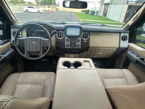 Used 2016 Ford F350 Lariat w/ Lariat Ultimate Package image 9